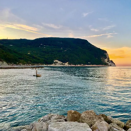 招待所 Flli Rossi Filottrano